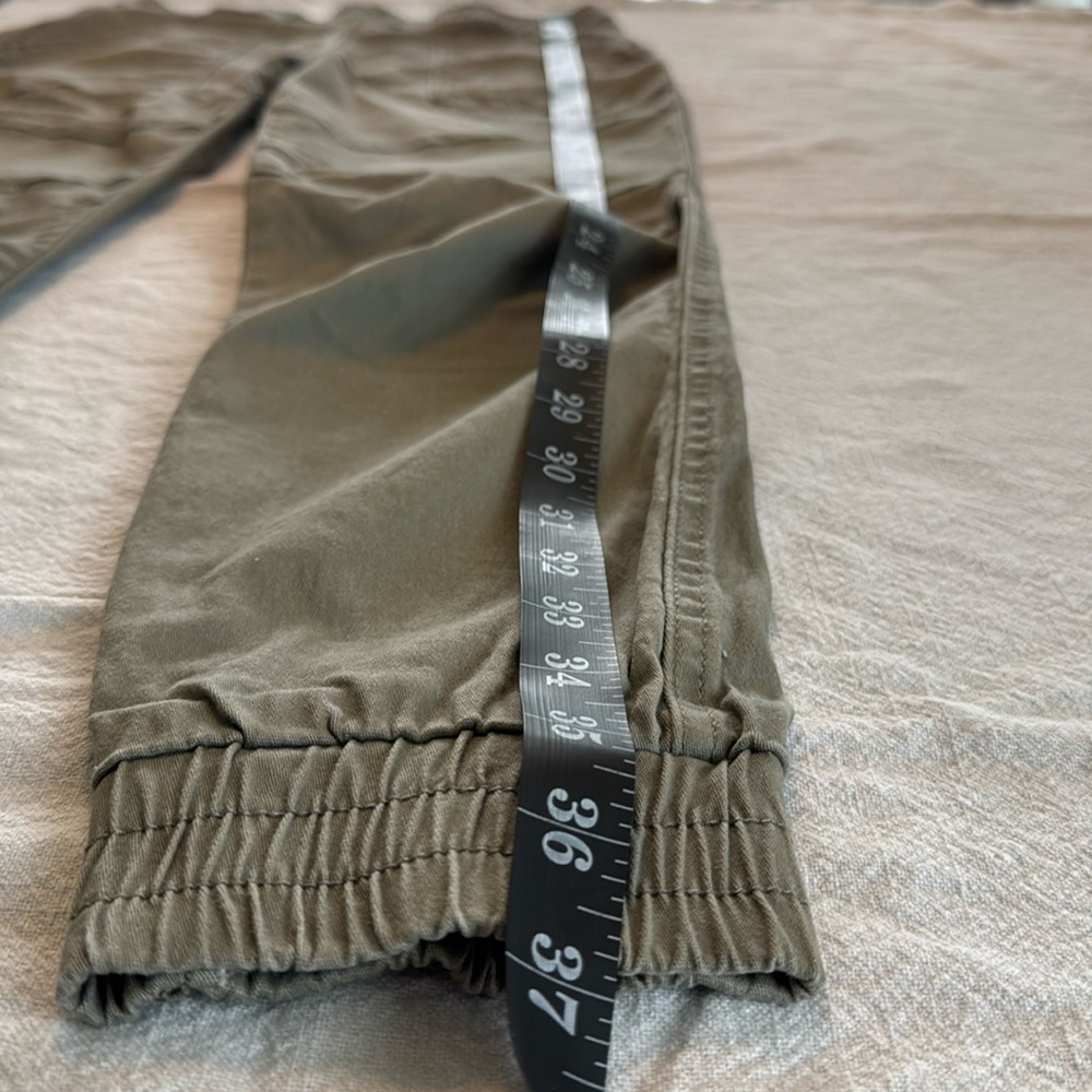 Women’s Green Size Medium 98% Cotton Blend Sincerely Jules Utility Jogger - Picture 9 of 9